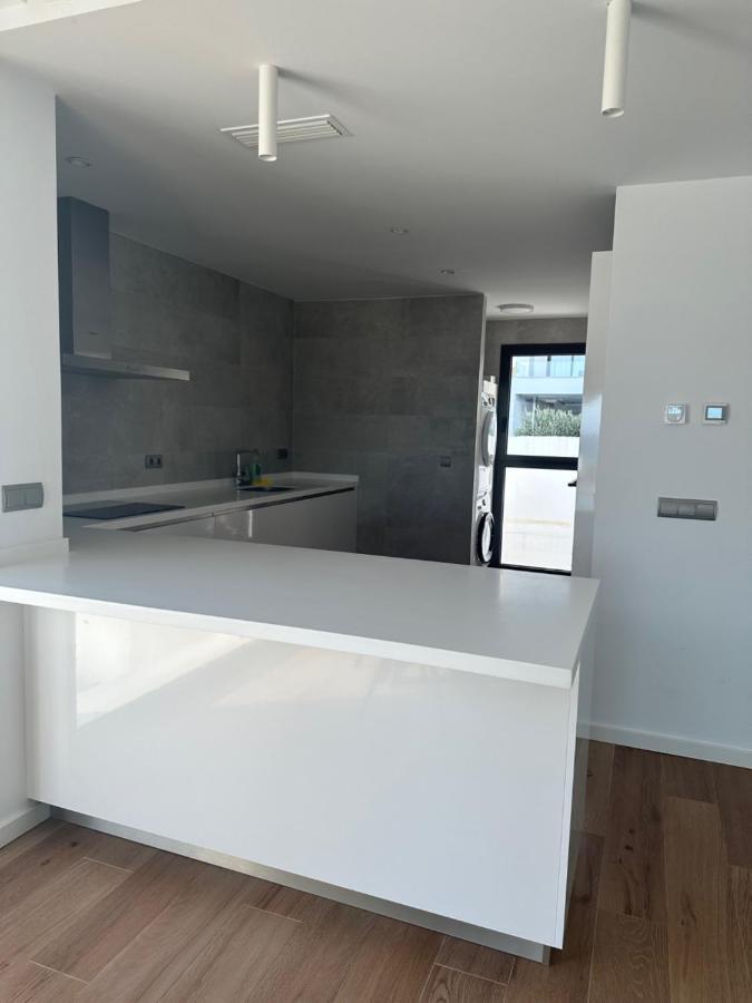Modern Duplex In Alcaidesa Links II Leilighet Eksteriør bilde